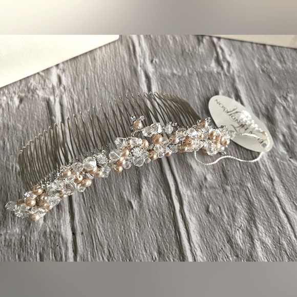 Elen Henderson Designs Bridal Veil Headpiece - Picture 3 of 6